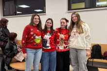 Dan božičnih puloverjev